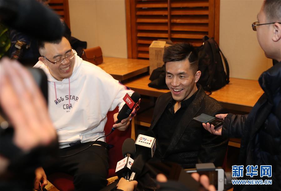 不仅展现出 不仅展现出