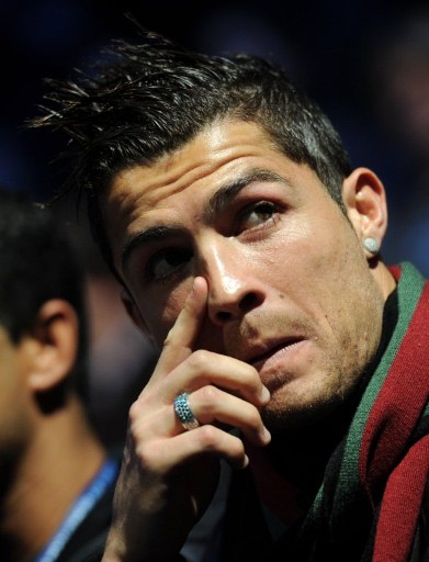 比赛中夺得 比赛中夺得