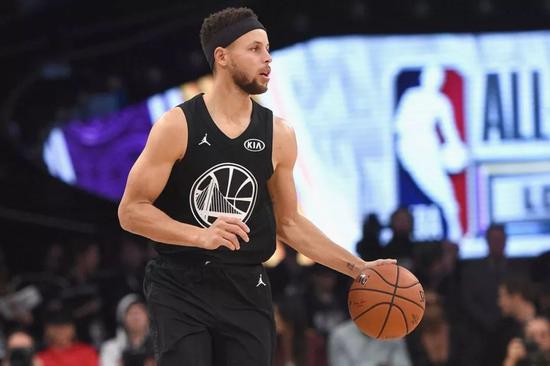 底线搏杀中 底线搏杀中