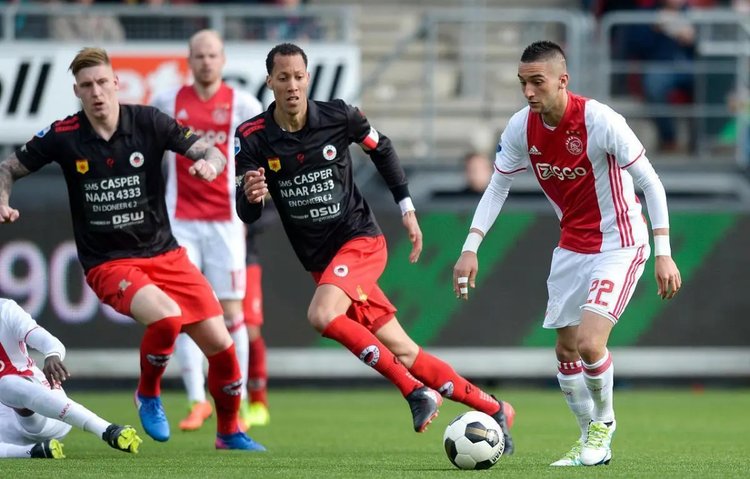 随后以斜向 随后以斜向